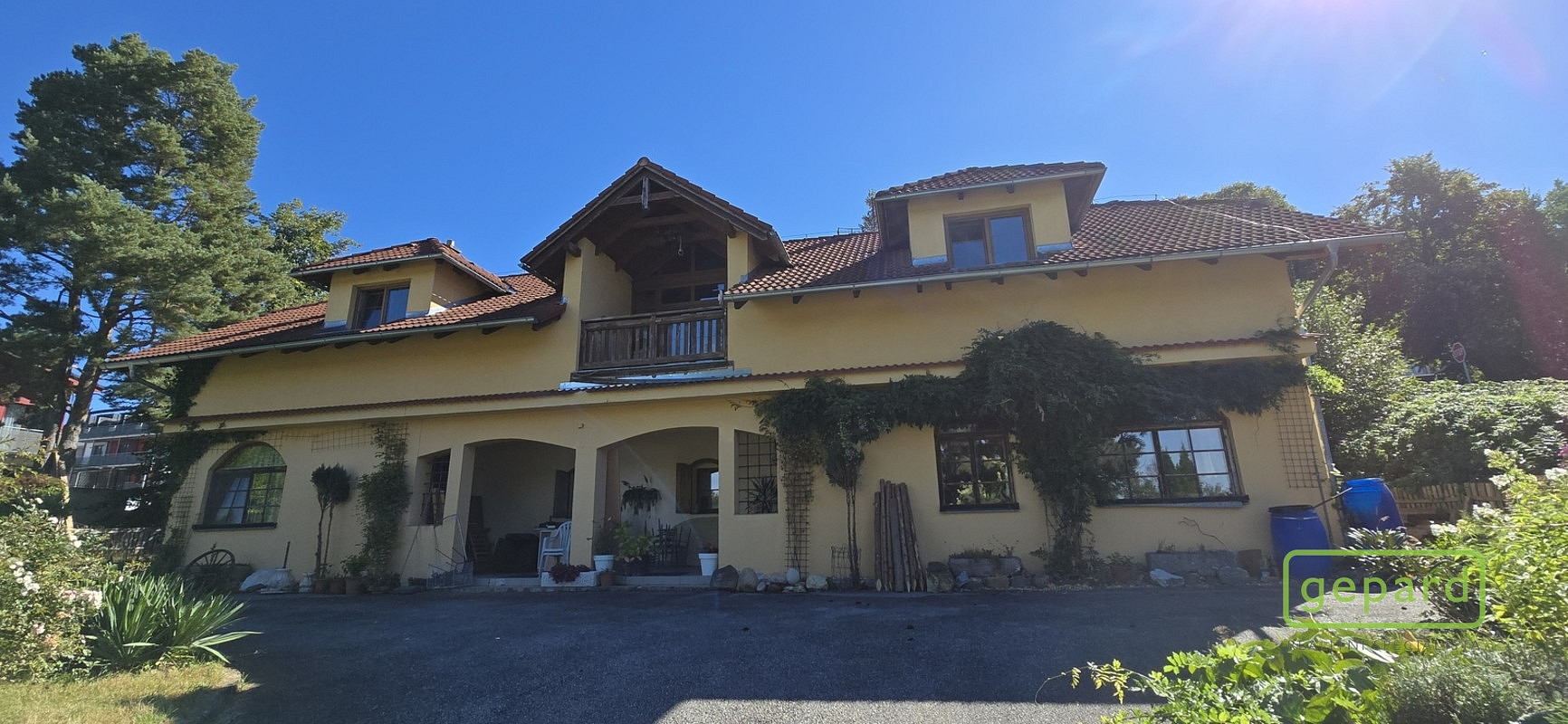 Prodej domu 250 m² s pozemkem 1 170 m² — photo 2