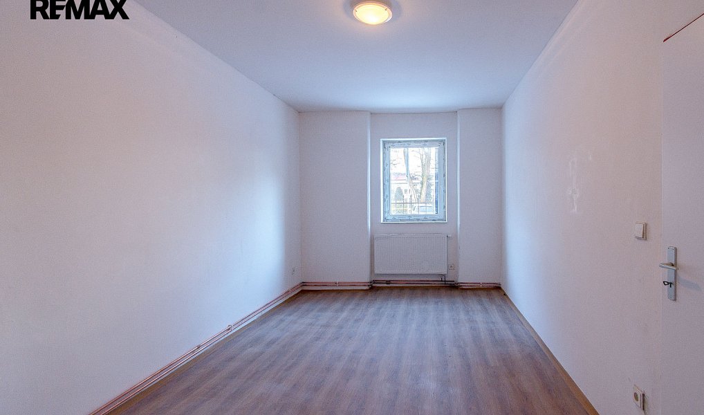 Pronájem obchodních prostor 356 m², Hronov – náhled fotky 22