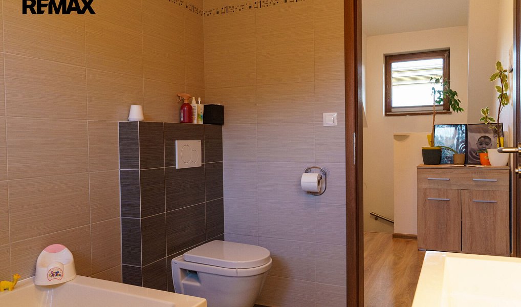 Prodej domu 164 m² s pozemkem 1 451 m², Obora – náhled fotky 29