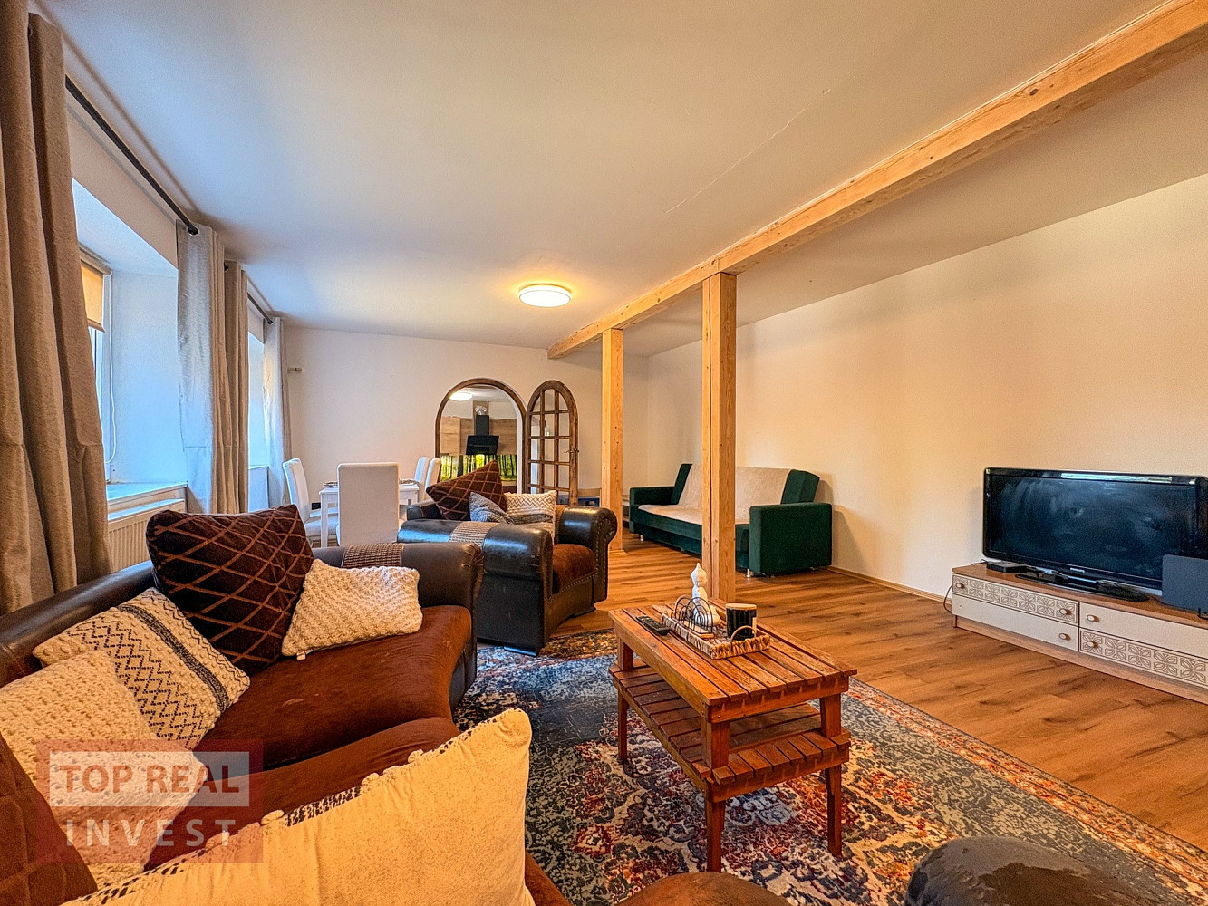 Prodej domu 245 m² s pozemkem 806 m²