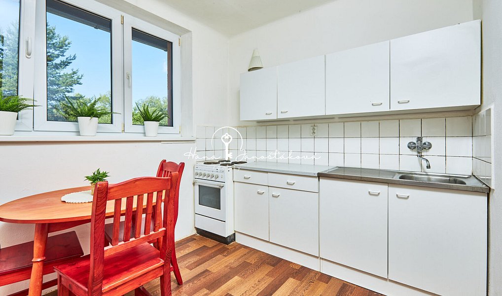 Prodej bytu 2+1 72 m², Trhové Sviny – náhled fotky 4