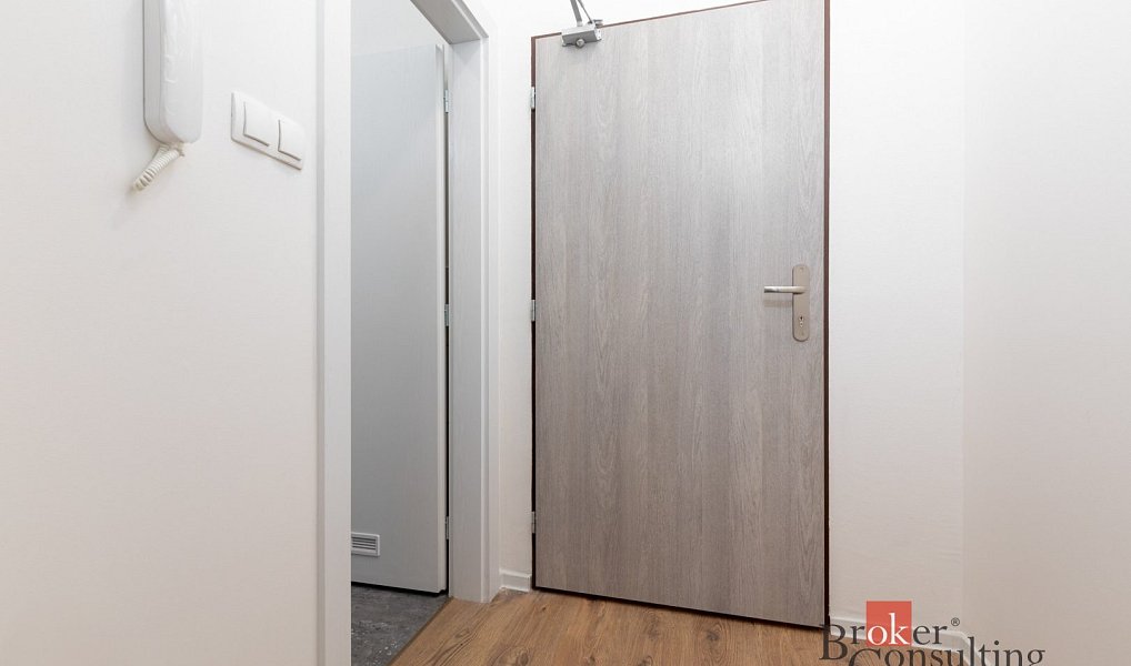 Prodej bytu 1+kk 33 m², Ostrava – náhled fotky 14