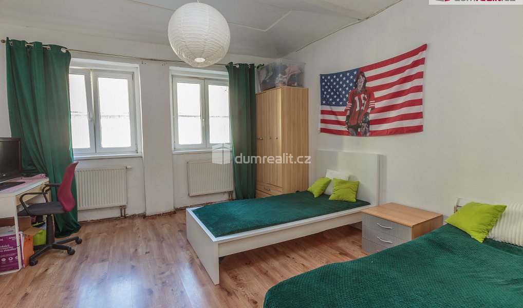 Prodej domu 360 m² s pozemkem 657 m², Králův Dvůr – náhled fotky 6
