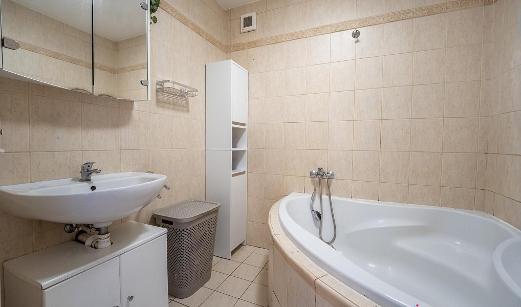 Prodej domu 80 m² s pozemkem 156 m², Hostivice – náhled fotky 13