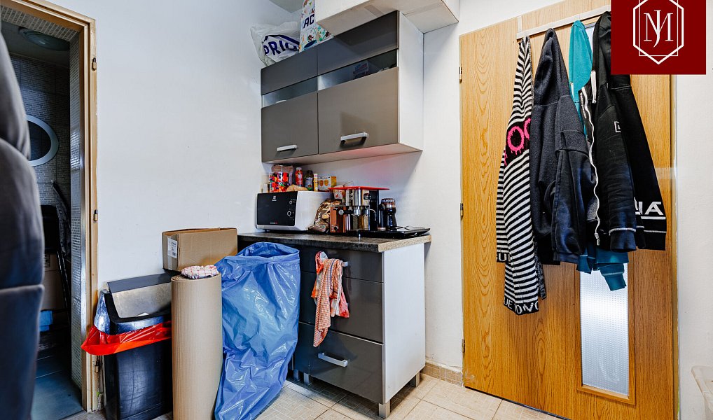 Prodej obchodních prostor 103 m², Jihlava – náhled fotky 8