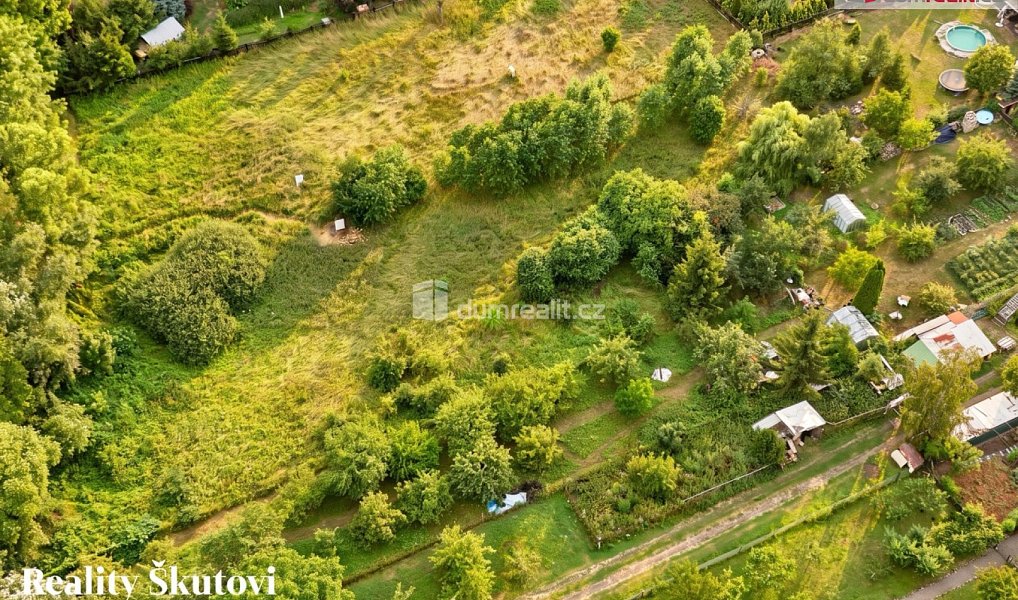 Prodej stavebního pozemku 902 m², Chabařovice – náhled fotky 12
