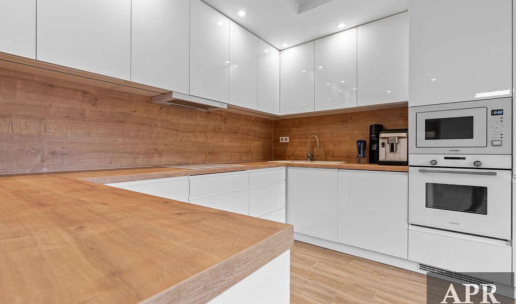 Prodej domu 228 m² s pozemkem 957 m², Pašovice – náhled fotky 3