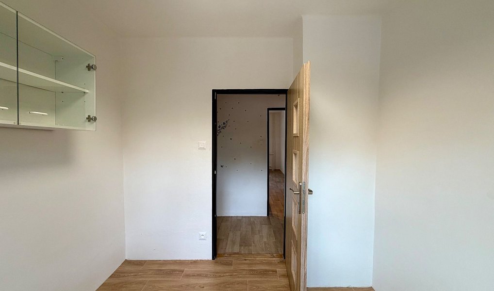 Pronájem bytu 3+1 80 m², Valašské Meziříčí – náhled fotky 9