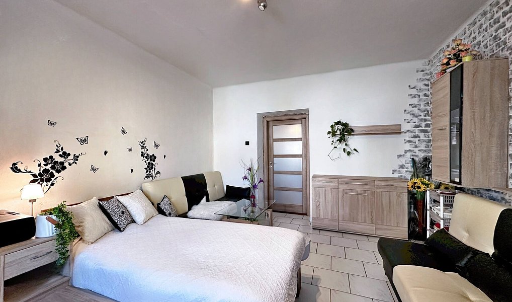 Prodej domu 150 m² s pozemkem 377 m², Sušice – náhled fotky 4