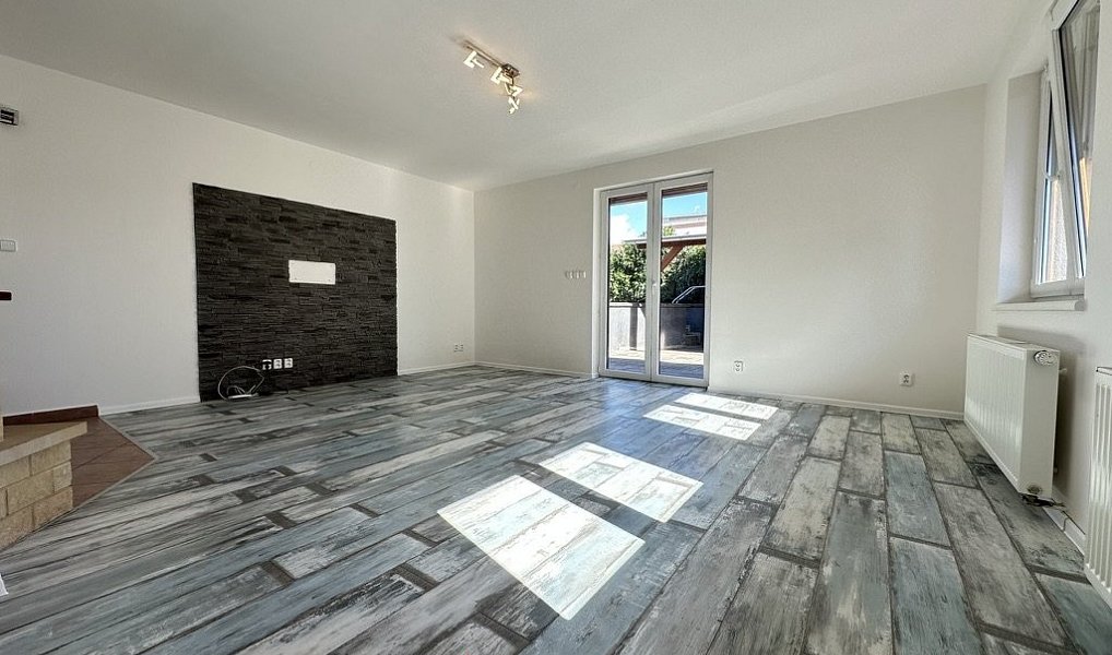 Pronájem domu 112 m² s pozemkem 482 m², Kuchařovice – náhled fotky 6