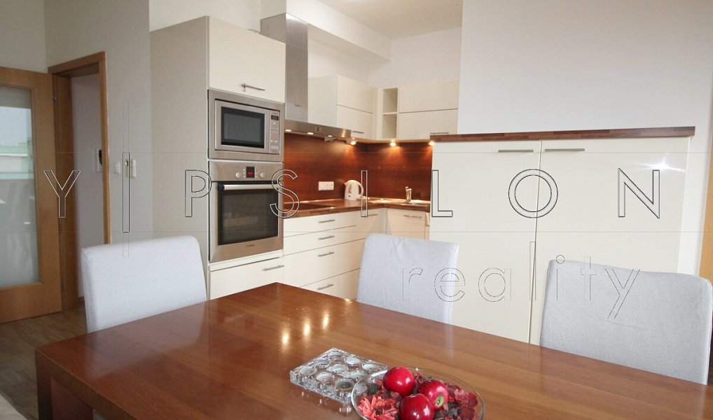 Pronájem bytu 2+kk 55 m², Praha – náhled fotky 4