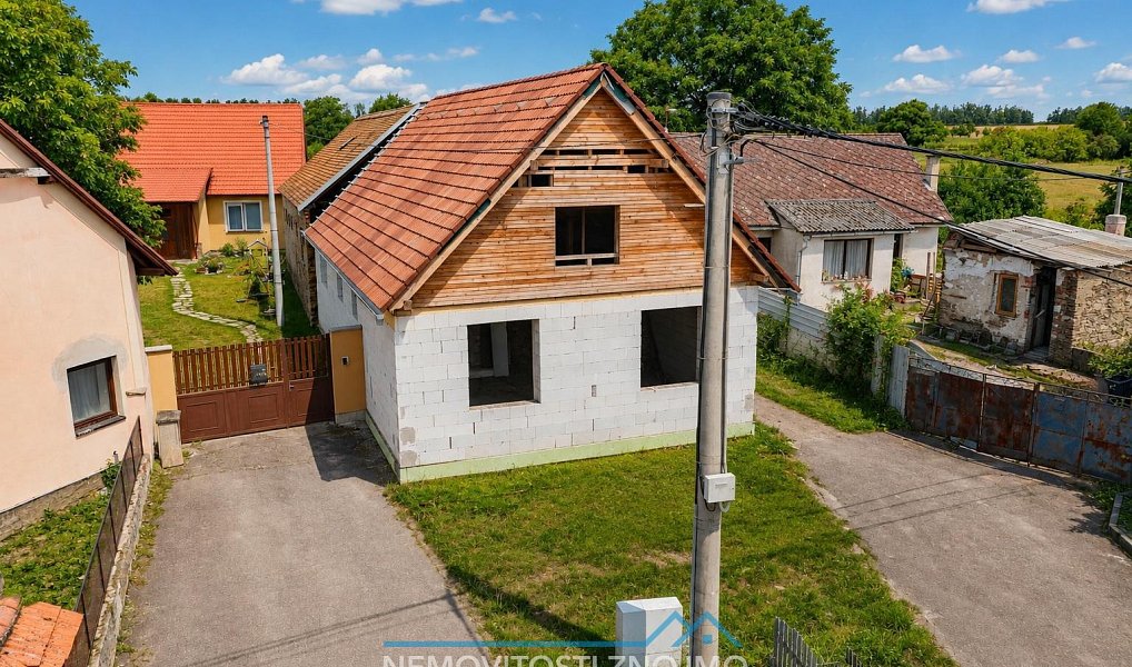 Prodej domu 200 m² s pozemkem 463 m², Vracovice – náhled fotky 18