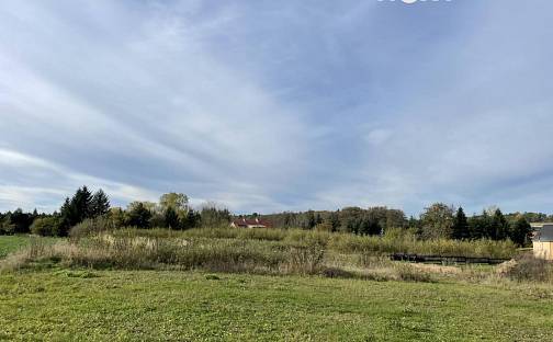 Prodej stavebního pozemku 1 057 m², Tchořovice