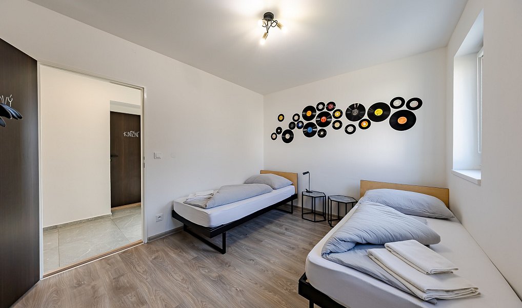 Prodej ubytovacího objektu 146 m², Bzenec – náhled fotky 11