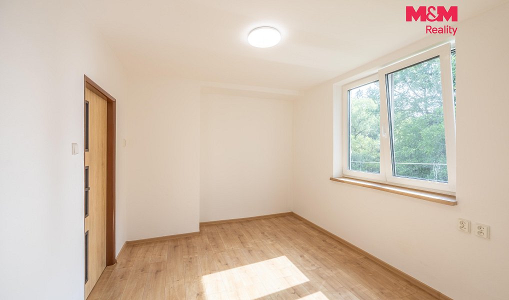 Prodej bytu 3+1 71 m², Horšovský Týn – náhled fotky 4
