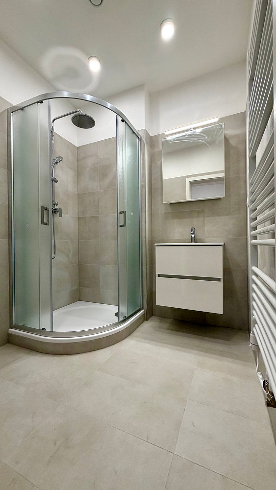 Pronájem bytu 2+kk 64 m² – fotografie 2