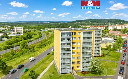 Prodej bytu 2+kk 41 m², Karla Marxe, Most