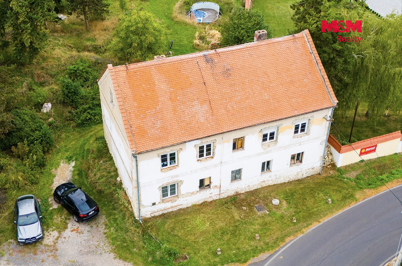 Prodej domu 300 m² s pozemkem 444 m² – fotografie 2
