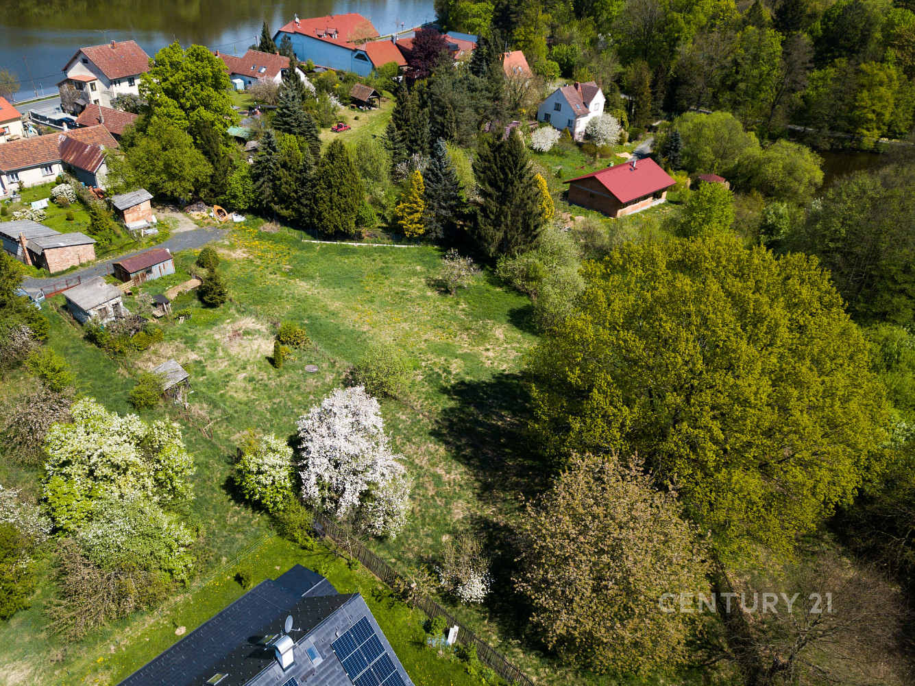 Prodej stavebního pozemku 1 416 m² — photo 2