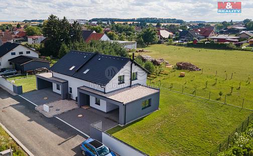 Prodej stavebního pozemku 573 m², Dolní Ředice, okres Pardubice