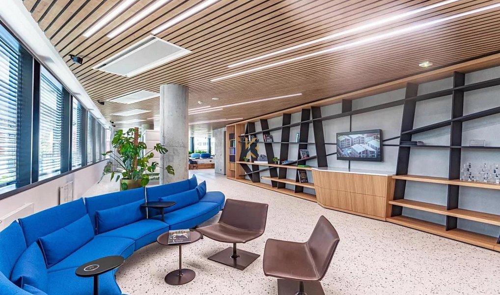 Pronájem kanceláře 420 m², Praha – náhled fotky 4