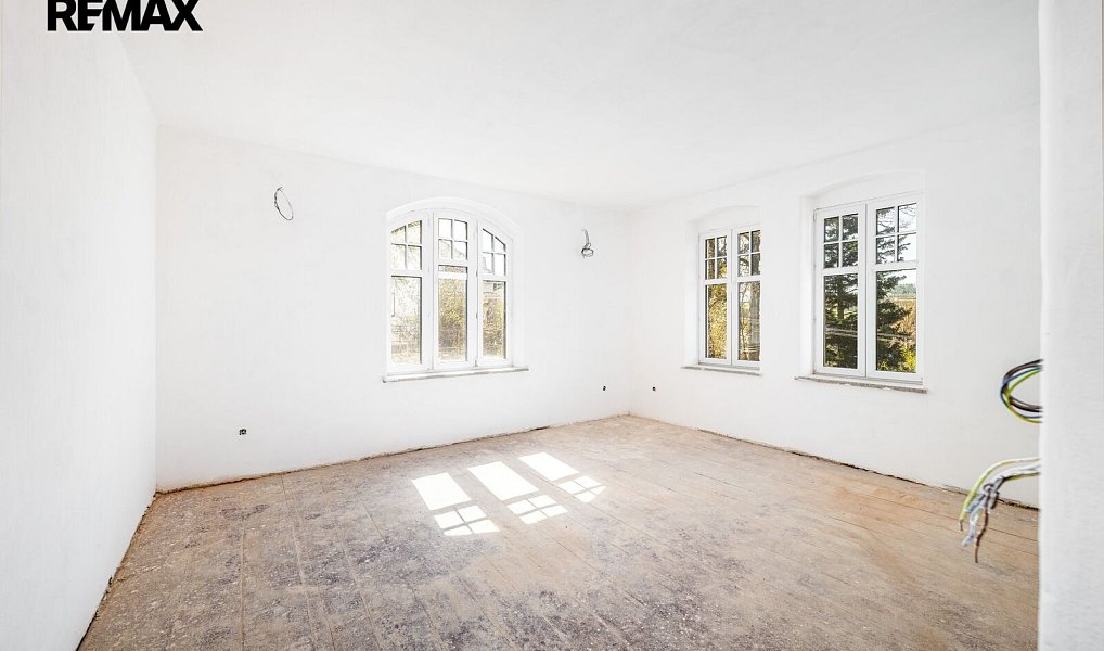 Prodej domu 550 m² s pozemkem 1 119 m², Volyně – náhled fotky 19