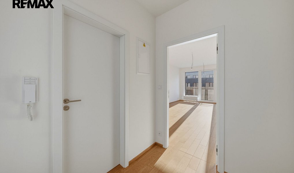 Prodej bytu 1+kk 37 m², Praha – náhled fotky 8