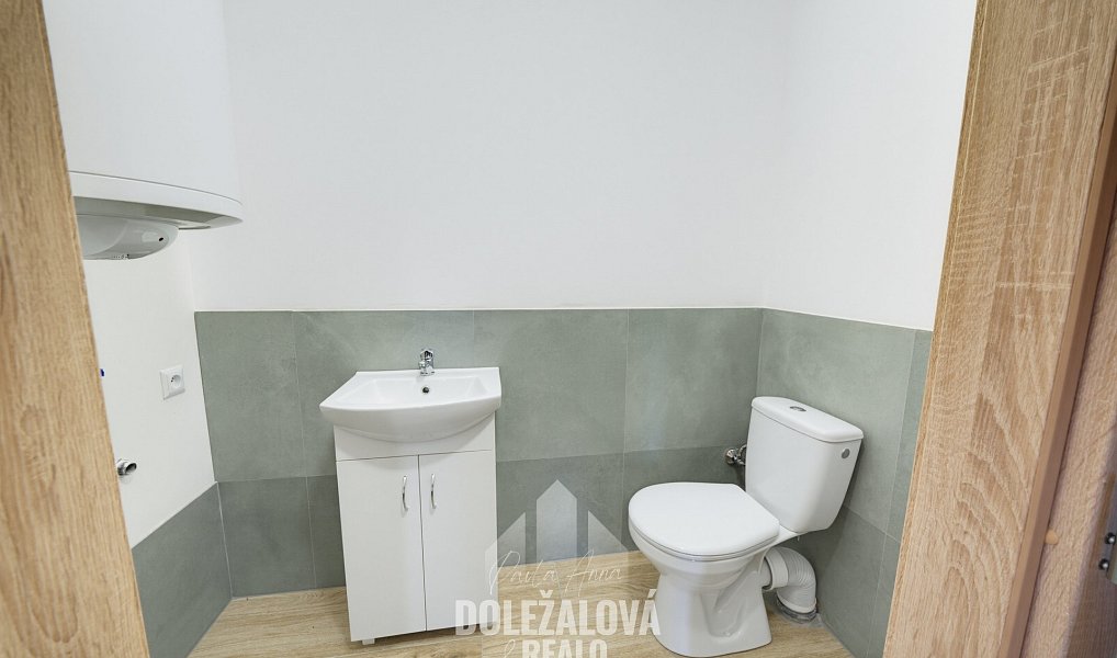 Prodej domu 106 m² s pozemkem 765 m², Moravské Budějovice – náhled fotky 16