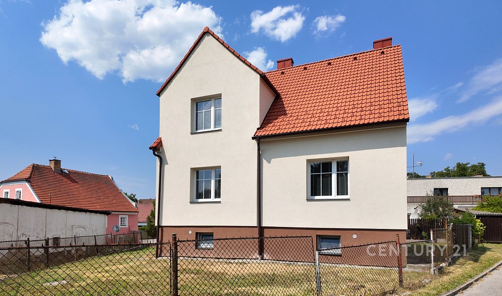 Prodej domu 119 m² s pozemkem 397 m², Adamov – náhled fotky 26