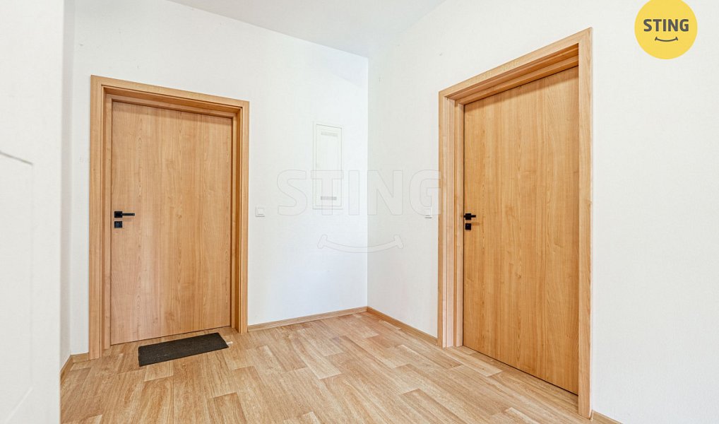 Prodej komerčního objektu (jiného typu) 650 m², Návsí – náhled fotky 16