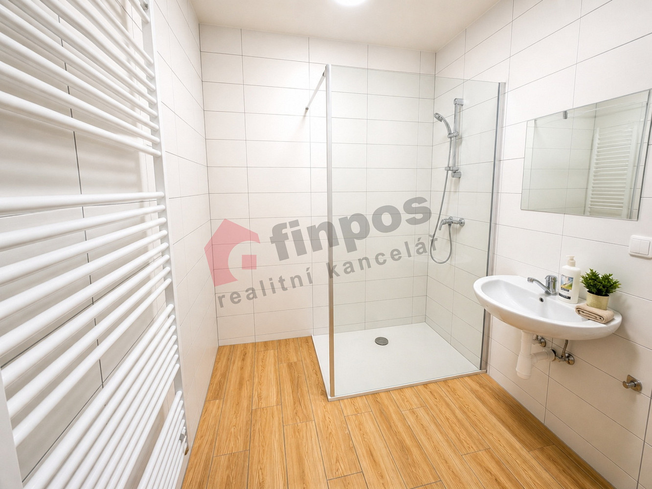 Pronájem bytu 2+kk 79 m² – fotografie 5