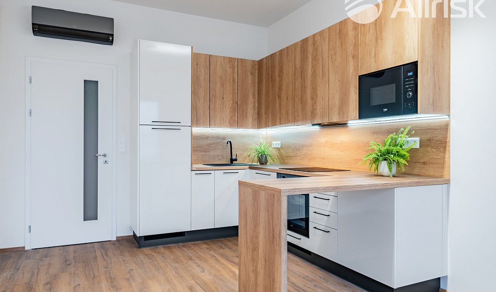 Pronájem bytu 2+kk 54 m², Brno – náhled fotky 2