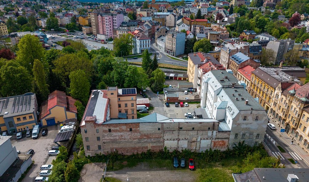 Prodej domu 1 578 m² s pozemkem 6 942 m², Jablonec nad Nisou – náhled fotky 6
