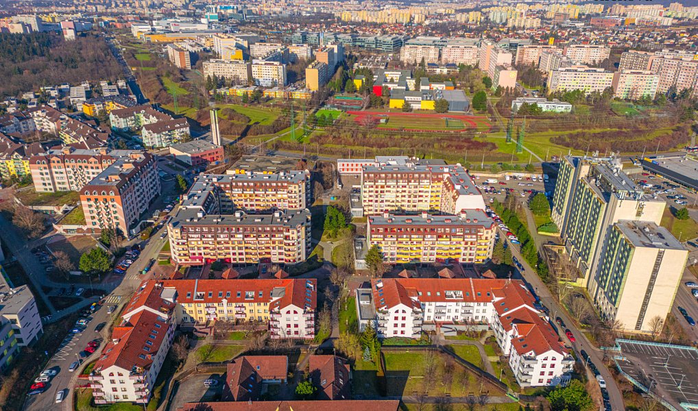 Prodej bytu 3+1 117 m², Praha – náhled fotky 29