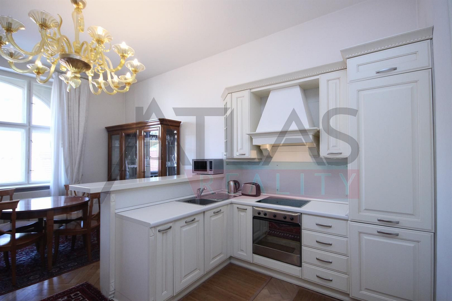 Pronájem bytu 3+kk 79 m² – fotografie 2