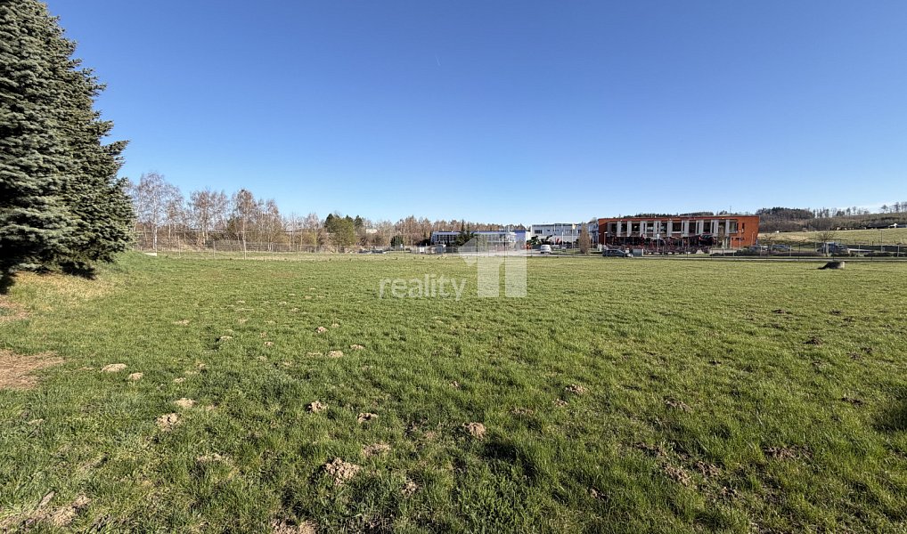Prodej komerčního pozemku 2 833 m², Jiřice – náhled fotky 6