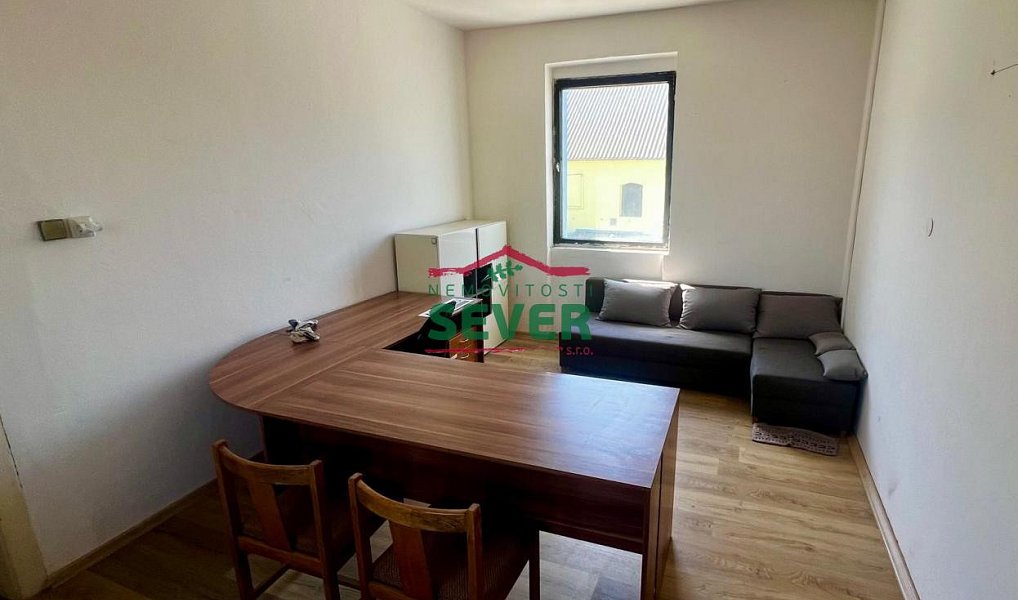 Pronájem kanceláře 25 m², Most – náhled fotky 2