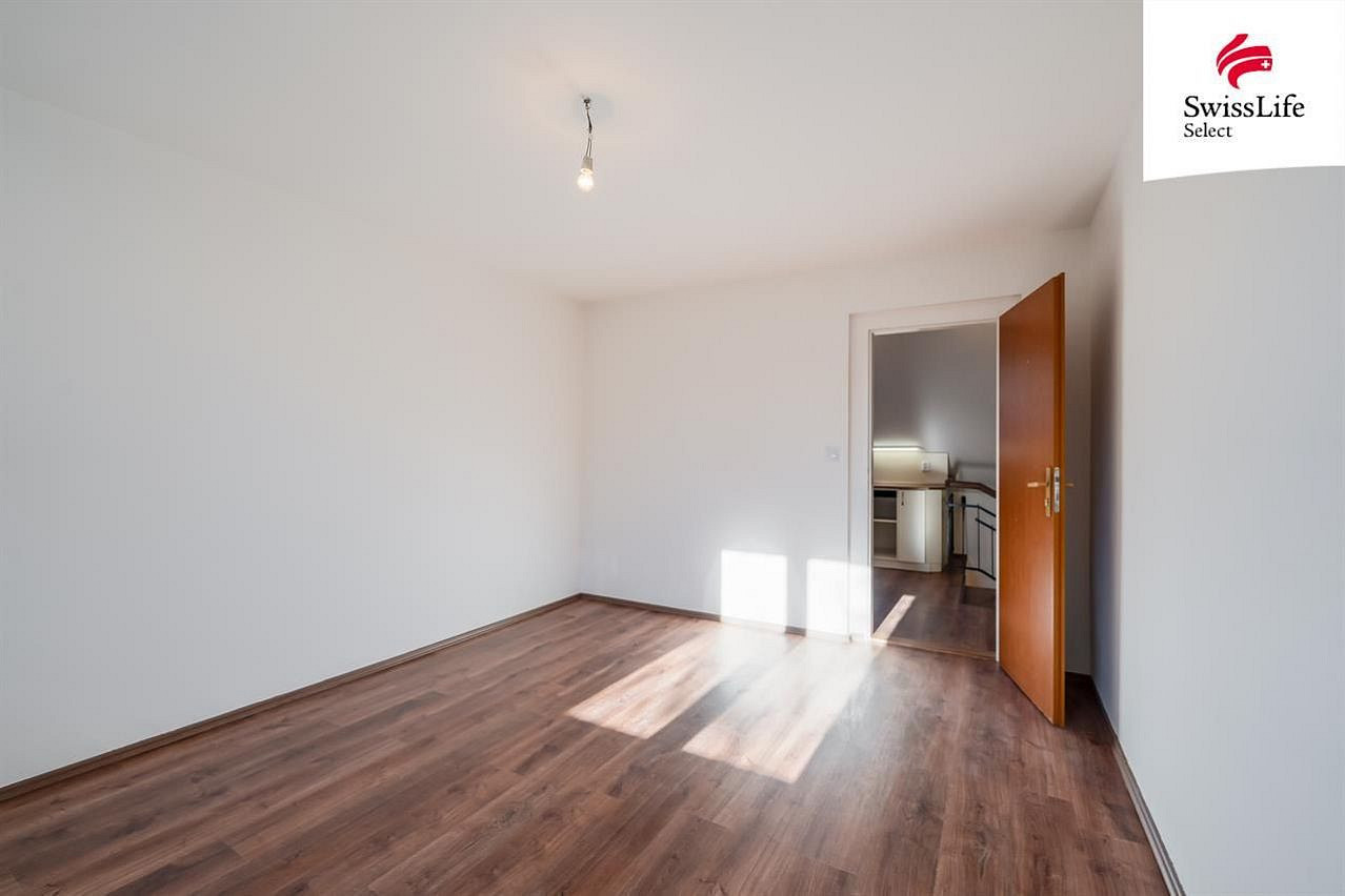Prodej domu 196 m² s pozemkem 462 m² – pohled 5