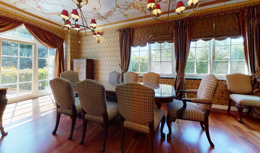 Prodej domu 760 m² s pozemkem 2 904 m², Karlovy Vary – náhled fotky 12