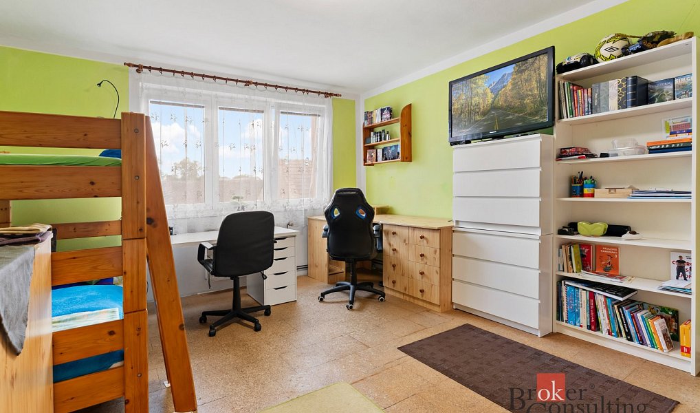 Prodej bytu 3+1 77 m², Dobrovice – náhled fotky 2