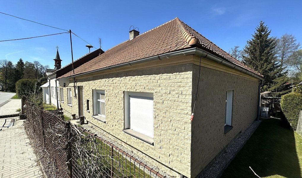 Prodej domu 174 m² s pozemkem 907 m², Humpolec – náhled fotky 2