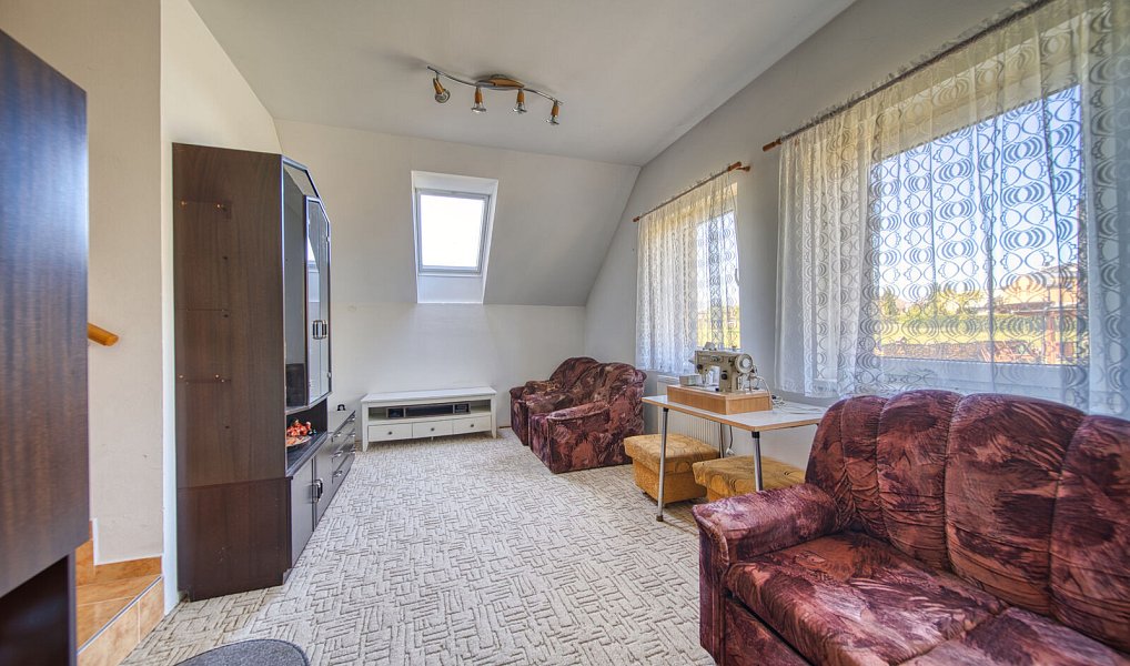 Prodej domu 142 m² s pozemkem 681 m², Turnov – náhled fotky 15