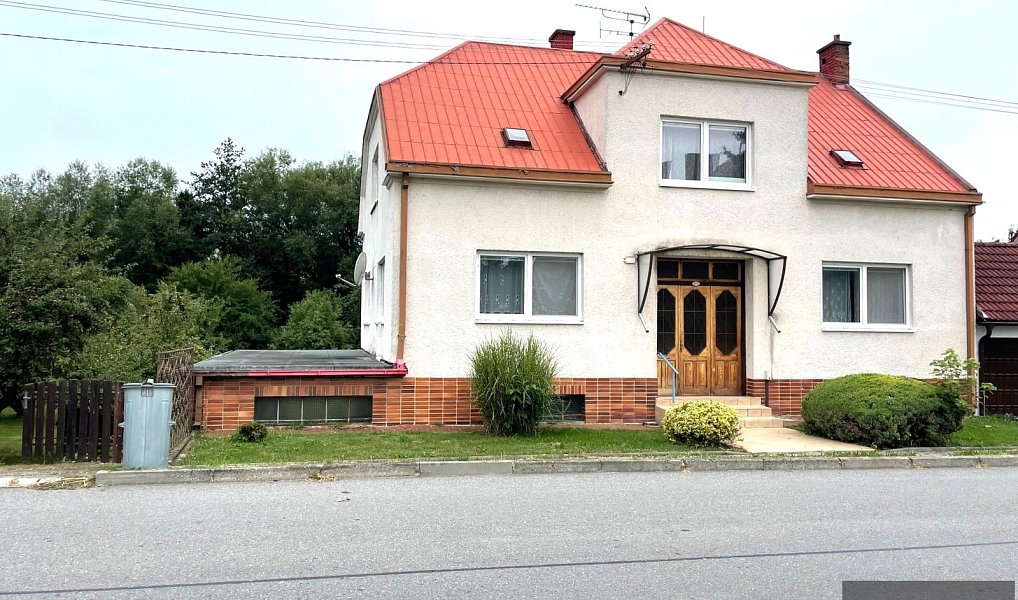 Prodej domu 234 m² s pozemkem 1 436 m², Horní Němčí – náhled fotky 3