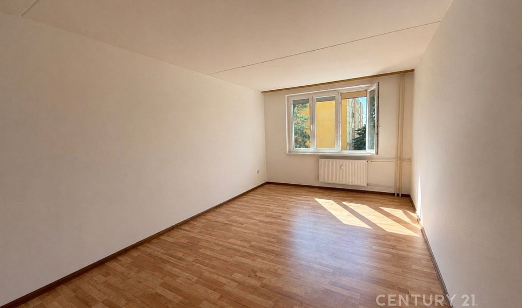 Pronájem bytu 2+kk 41 m², Žatec – náhled fotky 3