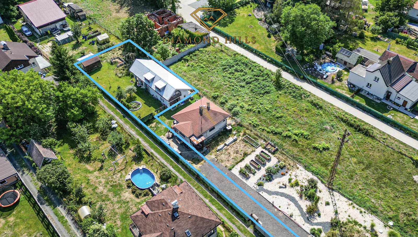 Prodej stavebního pozemku 804 m² – pohled 5