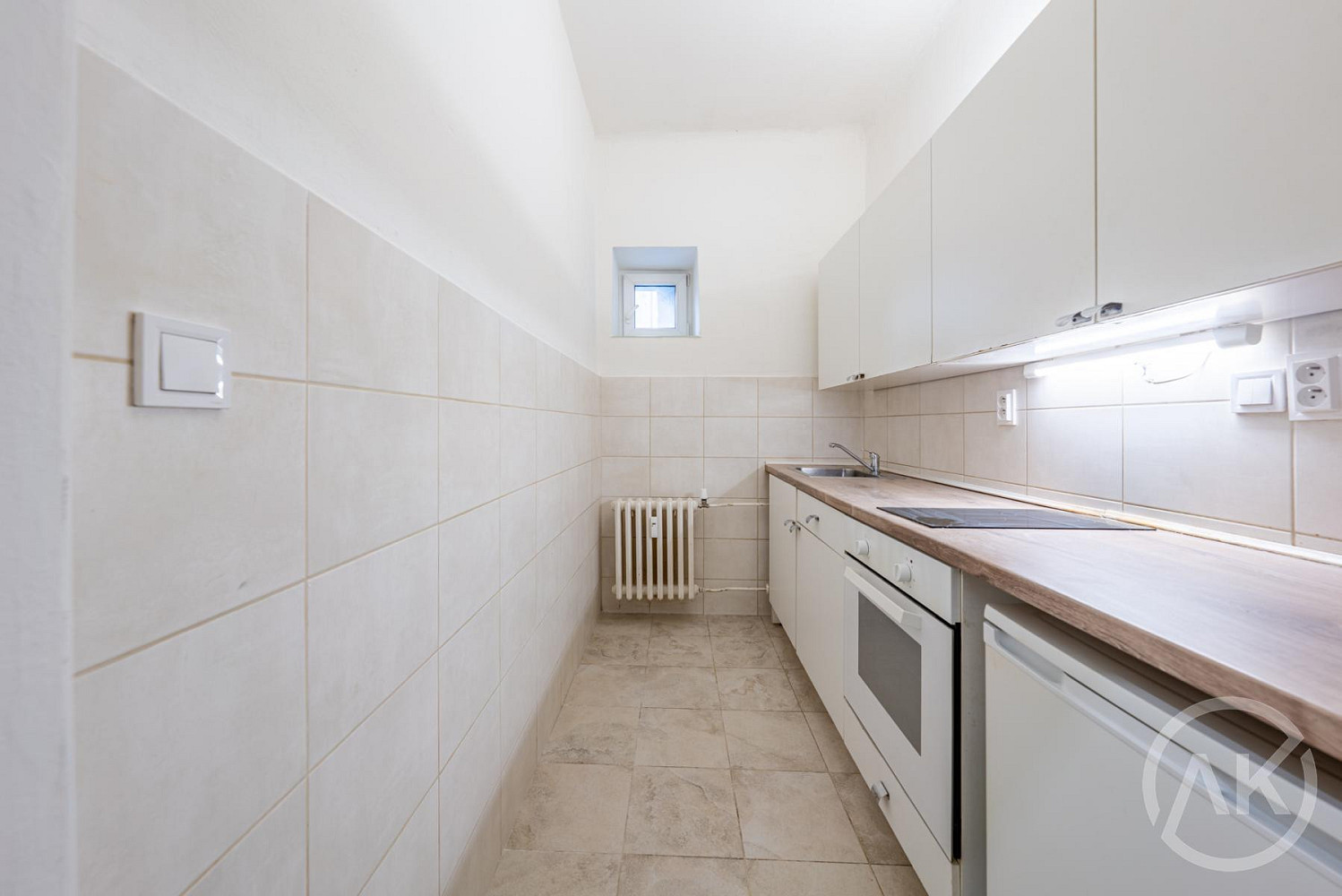Pronájem bytu 1+kk 39 m² – fotografie 4