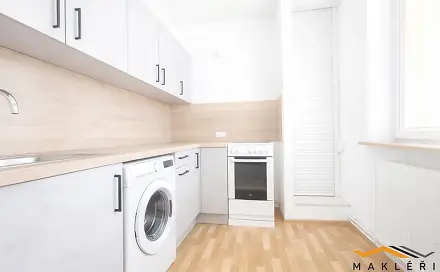 Pronájem bytu 3+1 76 m², Jana Žižky, Telč - Telč-Štěpnice, okres Jihlava