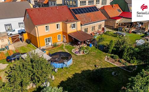 Prodej domu 110 m² s pozemkem 681 m², Jana Švermy, Lenešice, okres Louny