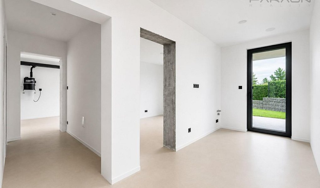 Prodej domu 305 m² s pozemkem 362 m², Praha – náhled fotky 21
