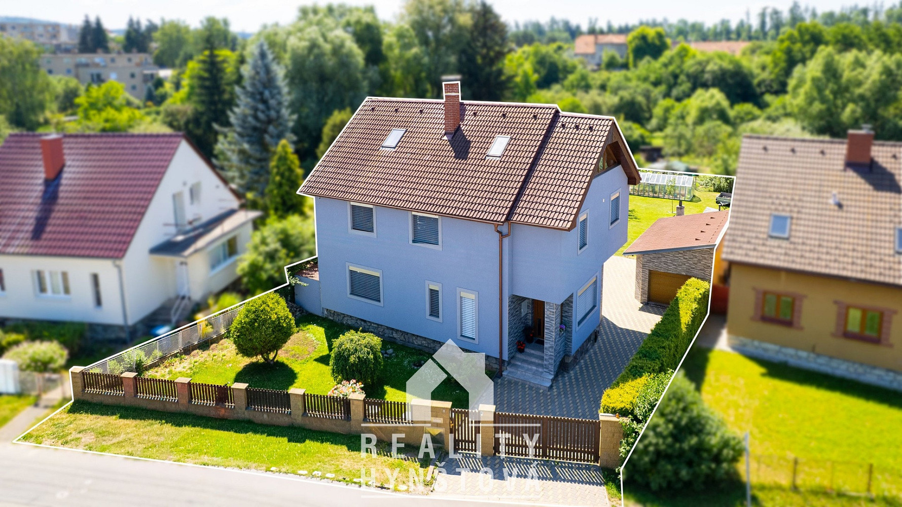 Prodej domu 187 m² s pozemkem 893 m²